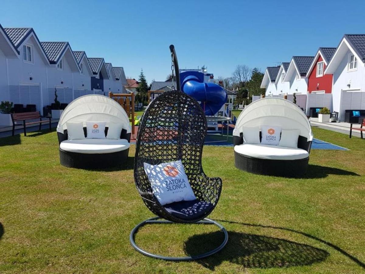Zatoka Slonca - Domki Z Basenem, Wifi I Parking W Cenie! Mielno  Eksteriør billede
